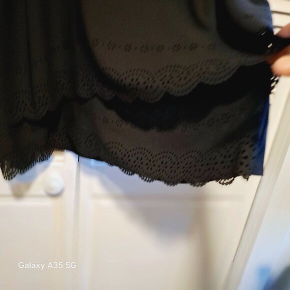 NY Collection Womens Black Sleeveless Tunic Top 3X With Laser-Cut Hem Detailing - Picture 3 of 9